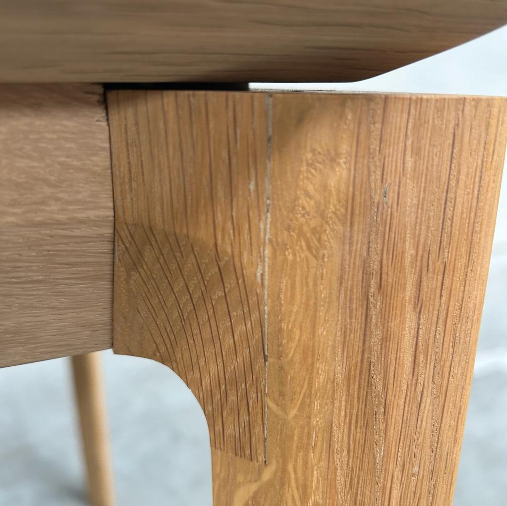 Bok dining table