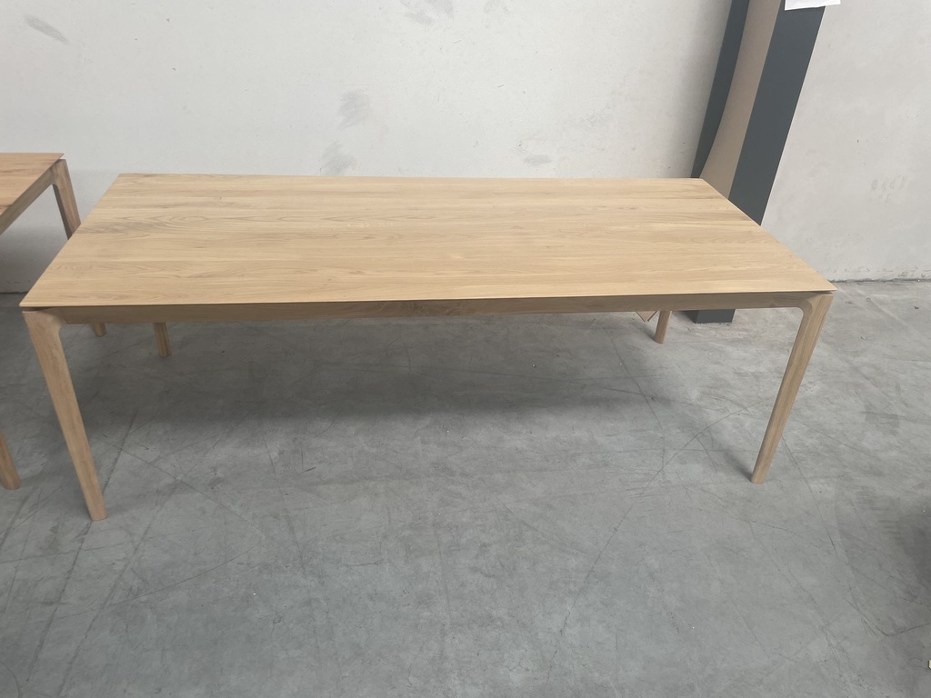 Bok dining table
