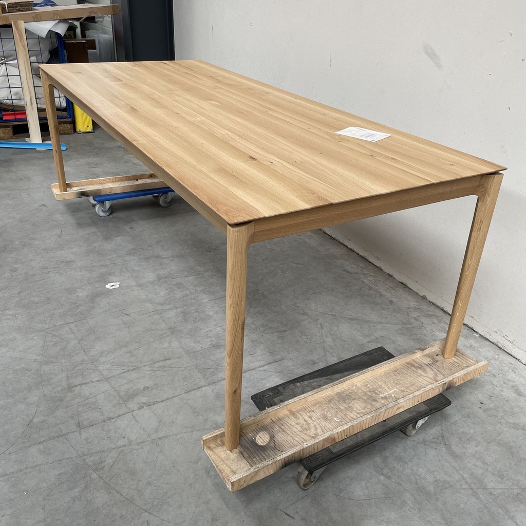 Bok dining table