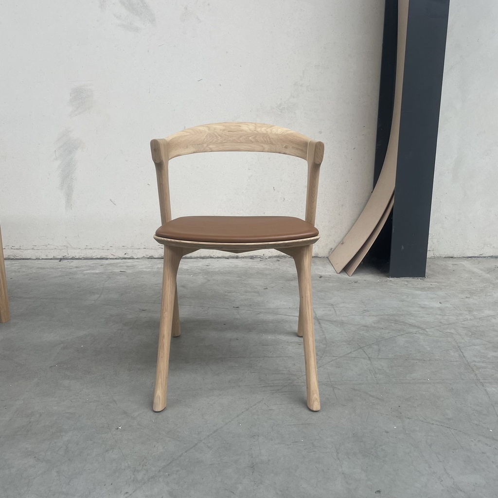Bok dining chair