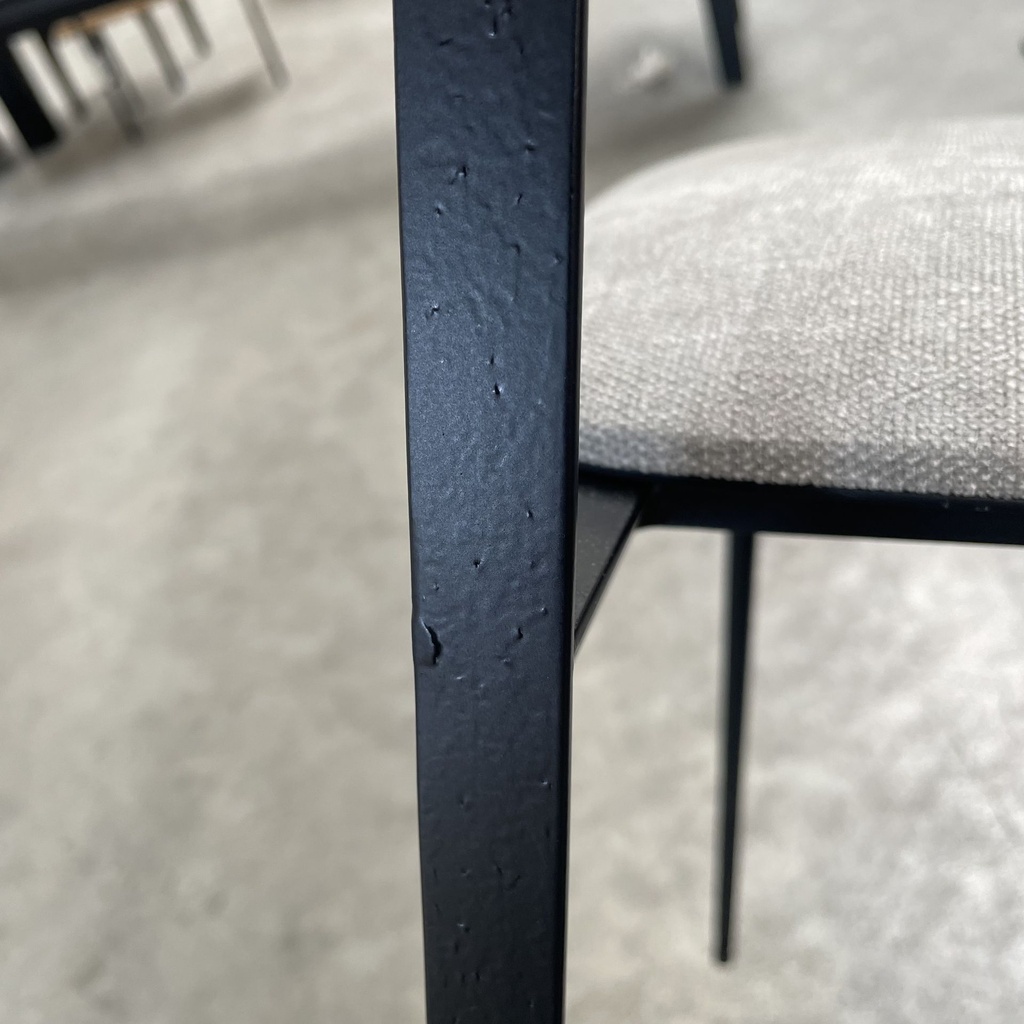 DC dining chair
