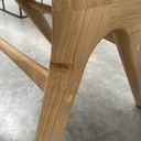 Eye dining chair
