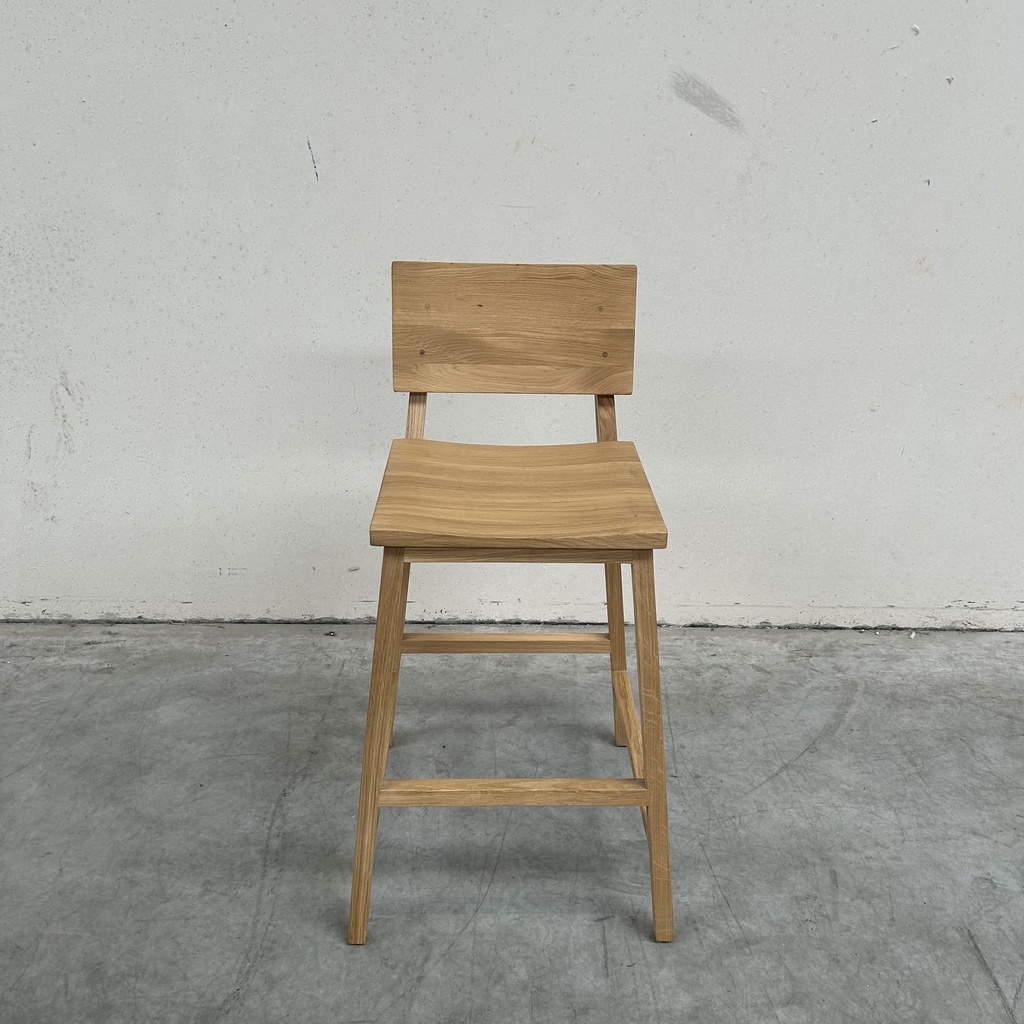 N3 counter stool