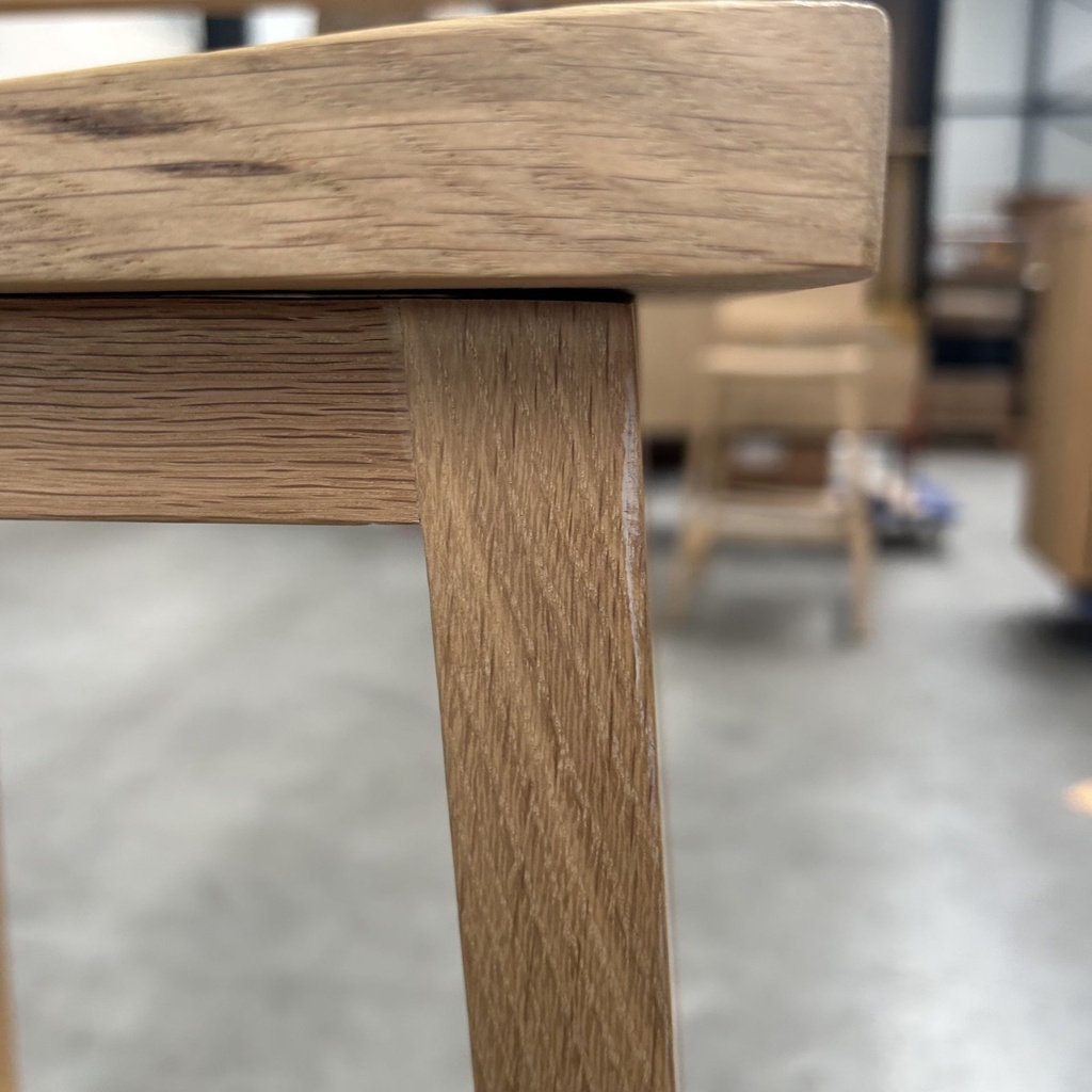 N3 counter stool