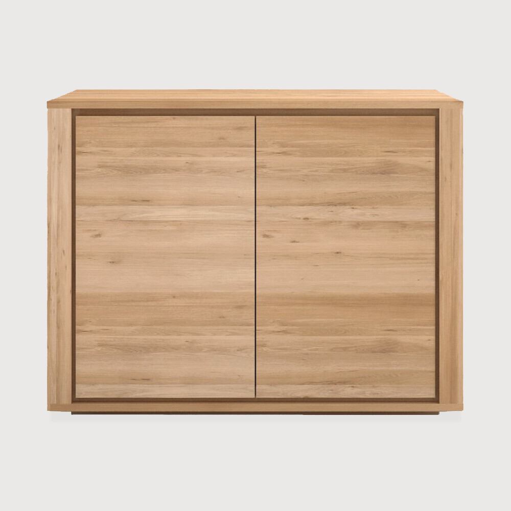 Shadow sideboard