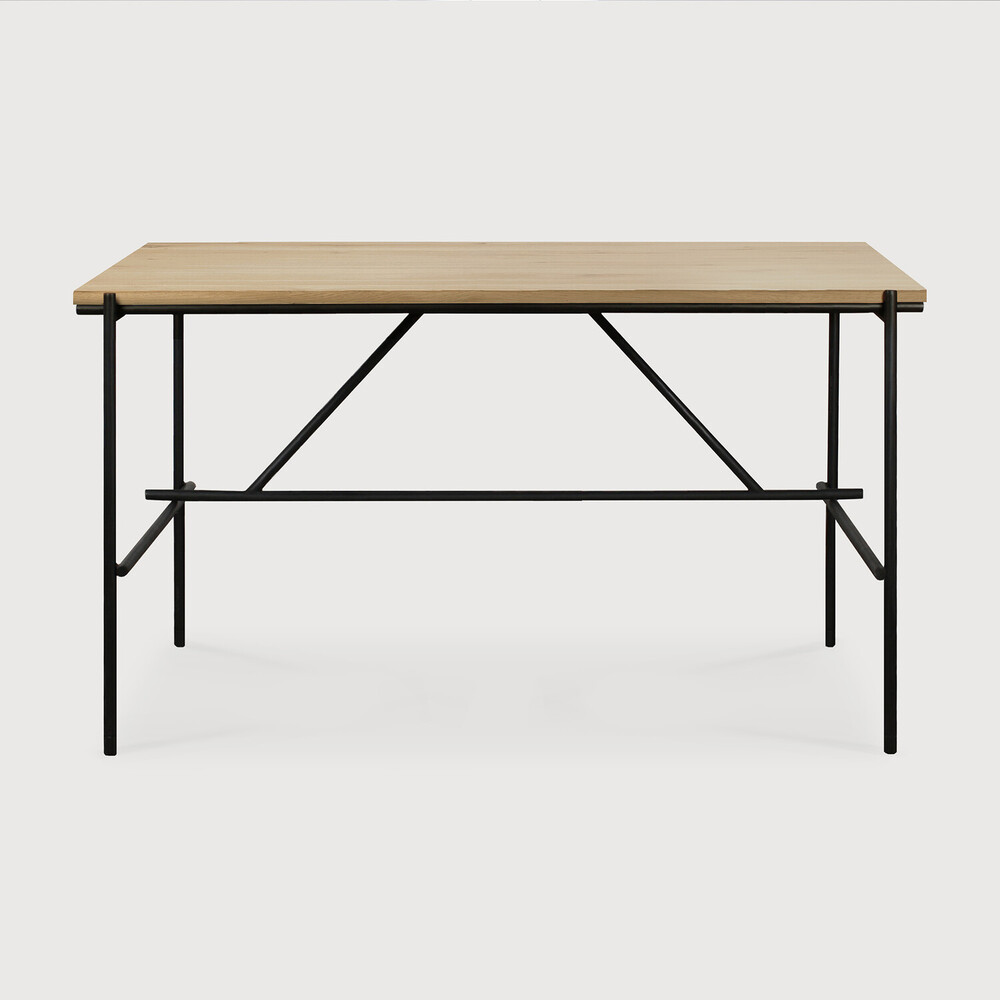 Oscar desk